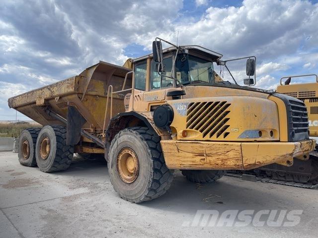 Volvo A35D アーティキュレート式ダンプトラック