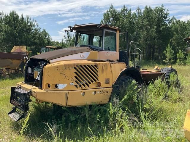 Volvo A35E アーティキュレート式ダンプトラック