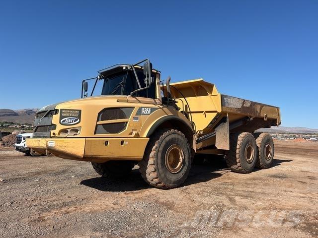 Volvo A35F アーティキュレート式ダンプトラック