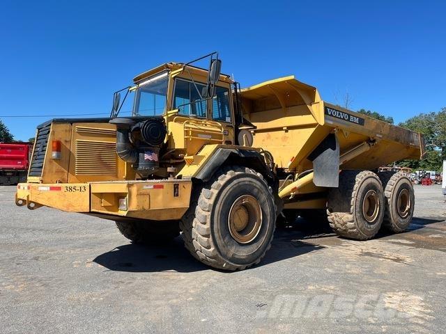 Volvo A40 アーティキュレート式ダンプトラック