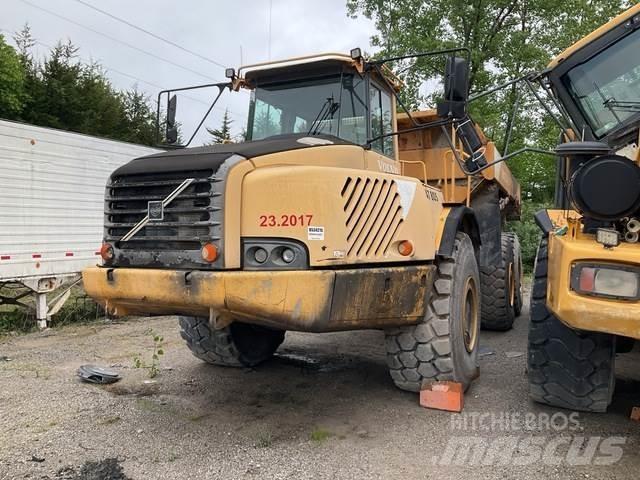 Volvo A40D アーティキュレート式ダンプトラック