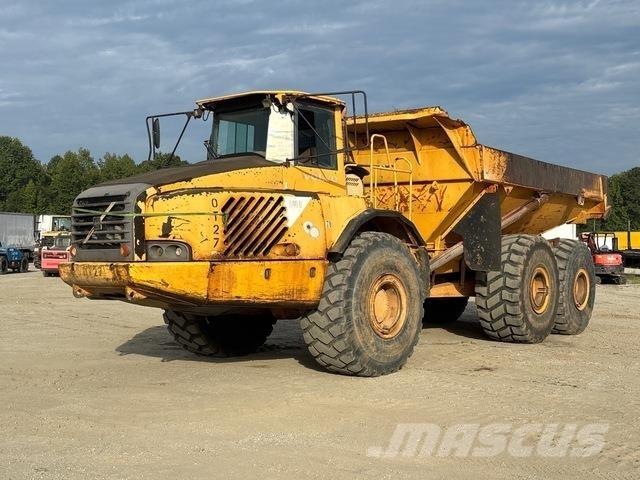Volvo A40D アーティキュレート式ダンプトラック
