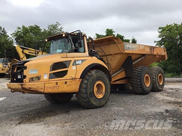 Volvo A40F アーティキュレート式ダンプトラック