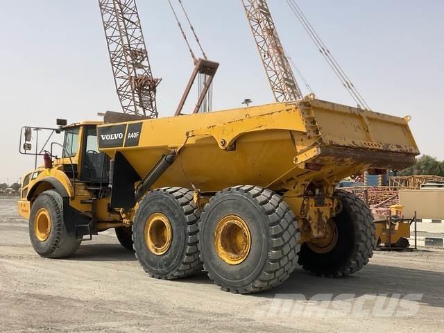 Volvo A40F アーティキュレート式ダンプトラック