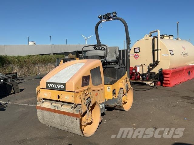 Volvo DD25B タンデムローラ