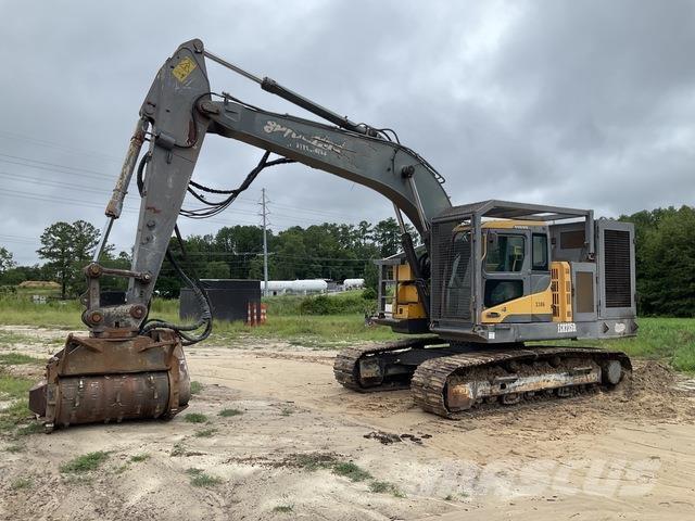 Volvo ECR235DL 大型油圧ショベル12t以上（パワーショベル・ユンボ）
