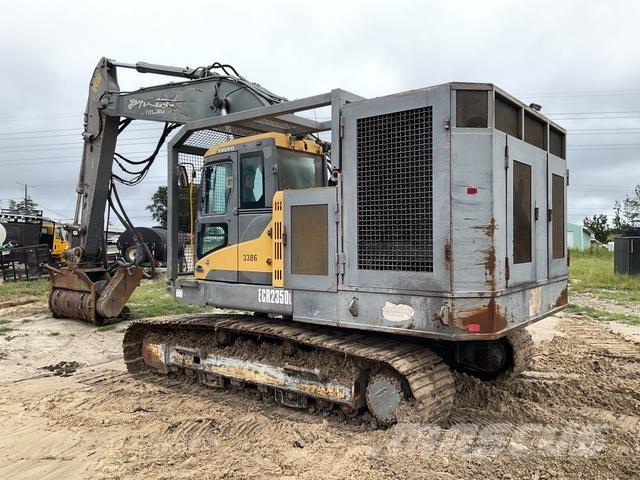 Volvo ECR235DL 大型油圧ショベル12t以上（パワーショベル・ユンボ）