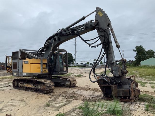 Volvo ECR235DL 大型油圧ショベル12t以上（パワーショベル・ユンボ）