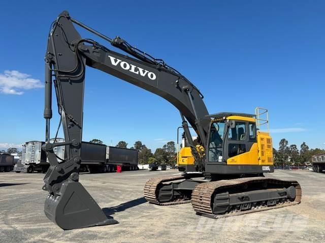 Volvo ECR305CL 大型油圧ショベル12t以上（パワーショベル・ユンボ）