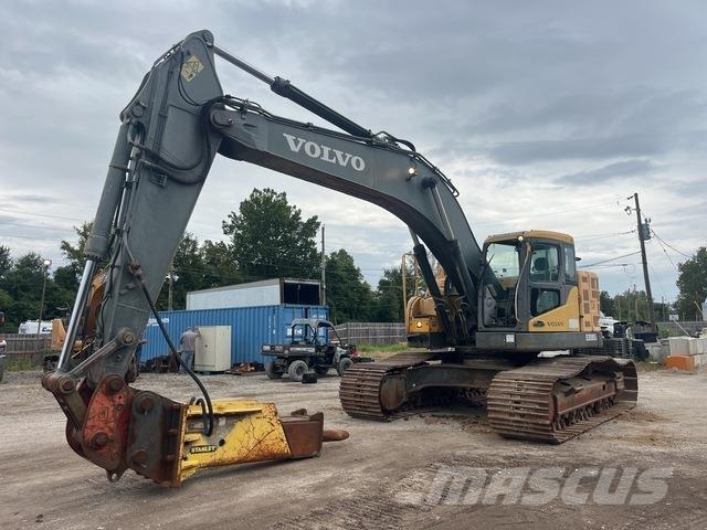 Volvo ECR305CL 大型油圧ショベル12t以上（パワーショベル・ユンボ）
