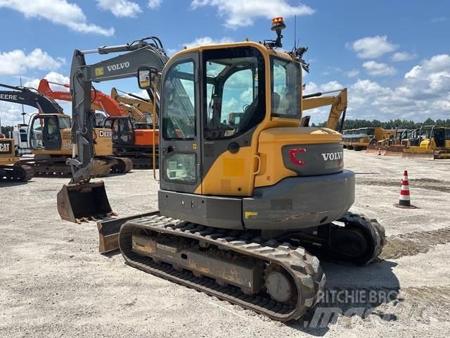 Volvo ECR88D 大型油圧ショベル12t以上（パワーショベル・ユンボ）