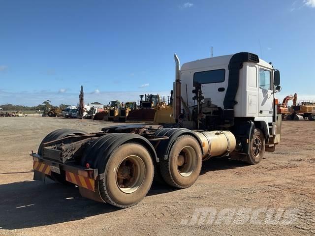 Volvo F12 中古トラクターヘッド | トレーラーヘッド