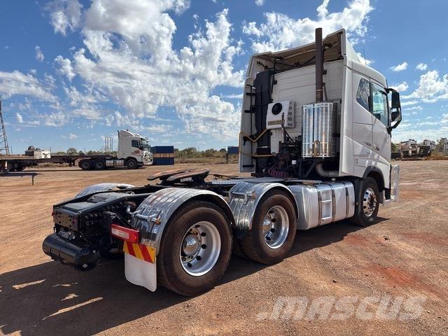 Volvo FH16 中古トラクターヘッド | トレーラーヘッド