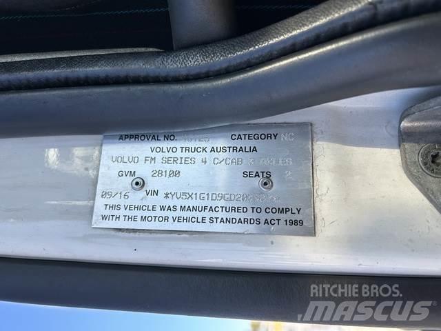 Volvo FM450 中古トラクターヘッド | トレーラーヘッド