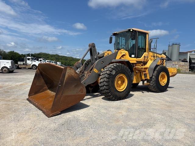 Volvo L120F ホイールローダー・タイヤショベル