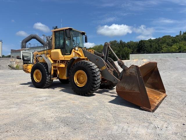 Volvo L120F ホイールローダー・タイヤショベル