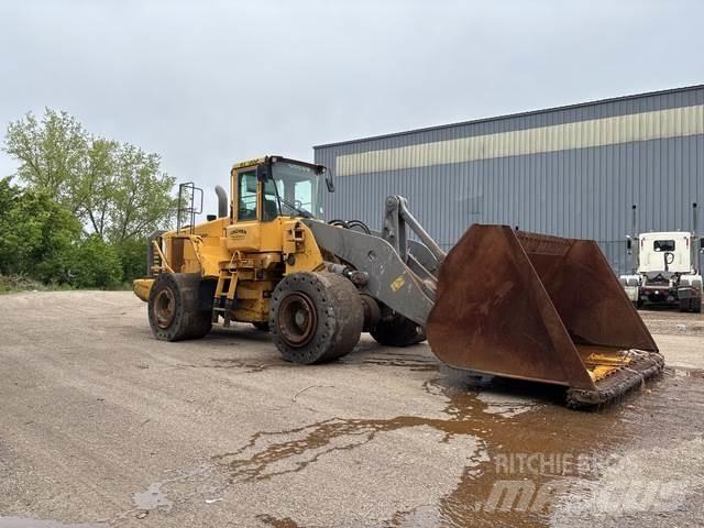 Volvo L220E ホイールローダー・タイヤショベル