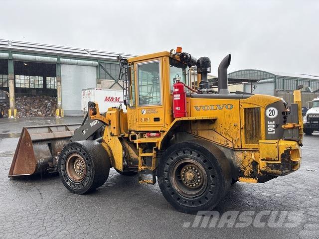 Volvo L90E ホイールローダー・タイヤショベル