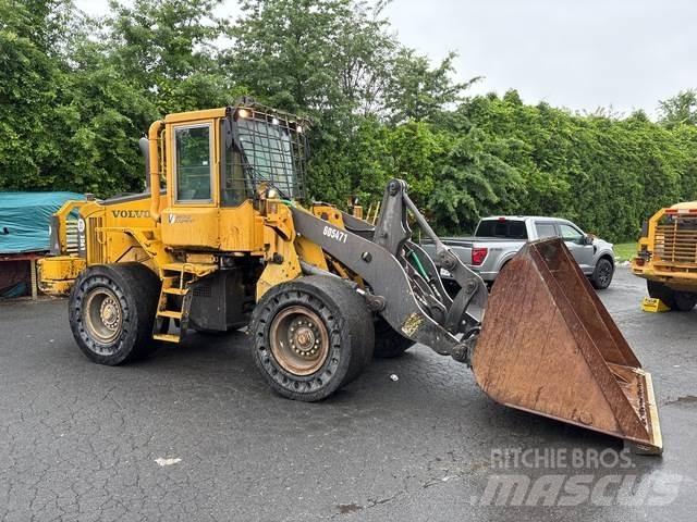 Volvo L90E ホイールローダー・タイヤショベル