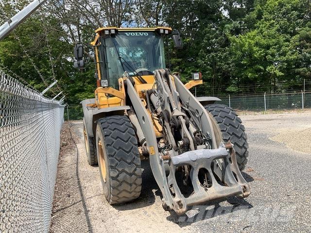 Volvo L90G ホイールローダー・タイヤショベル