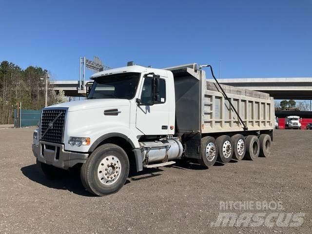 Volvo VHD ダンプ