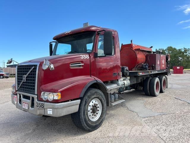 Volvo VHD タンカートラック