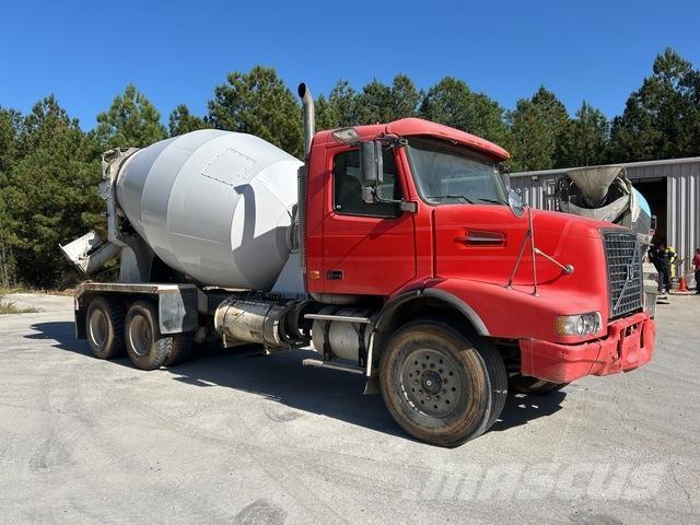 Volvo VHD64B その他トラック