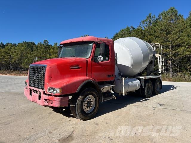 Volvo VHD64B その他トラック