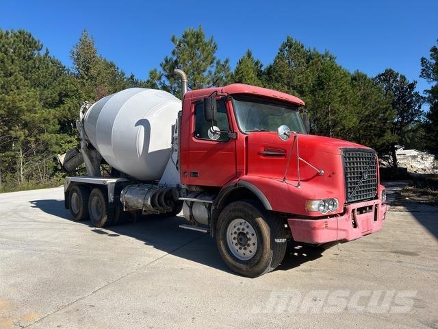 Volvo VHD64B その他トラック