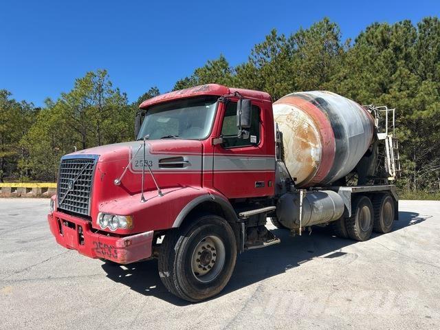 Volvo VHD64B その他トラック