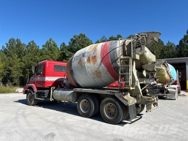 Volvo VHD64B その他トラック