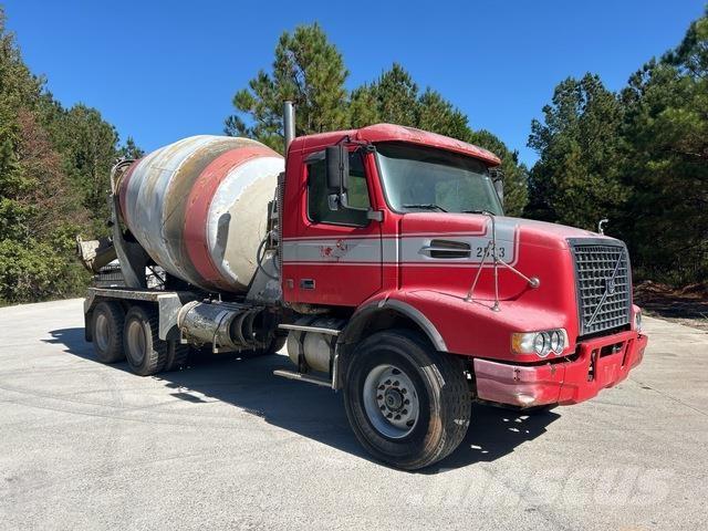 Volvo VHD64B その他トラック