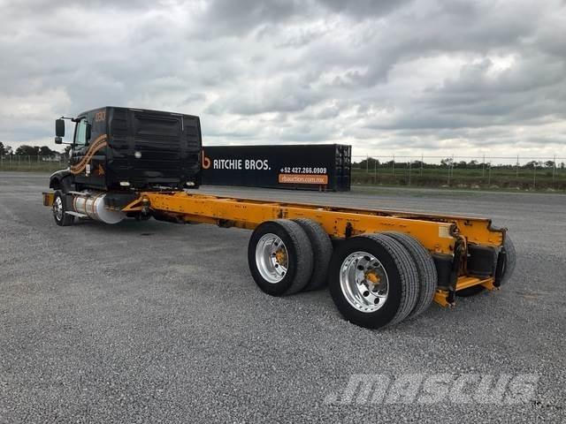 Volvo VHD64F キャビン及び内装