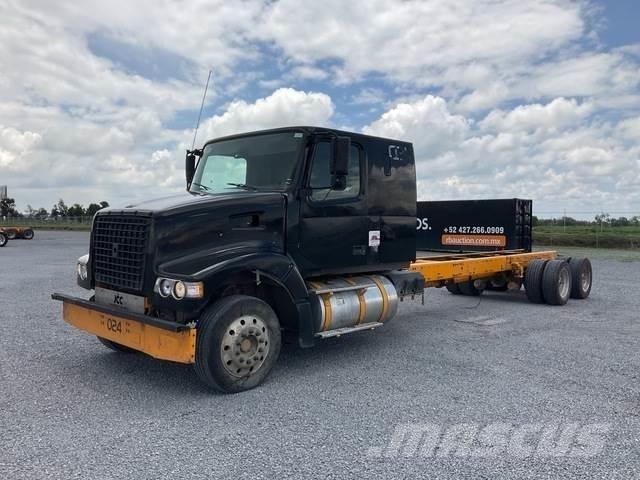 Volvo VHD64F キャビン及び内装