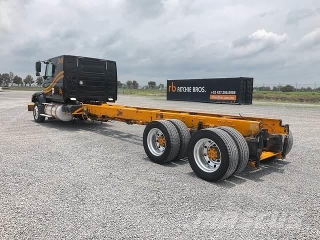 Volvo VHD64F キャビン及び内装