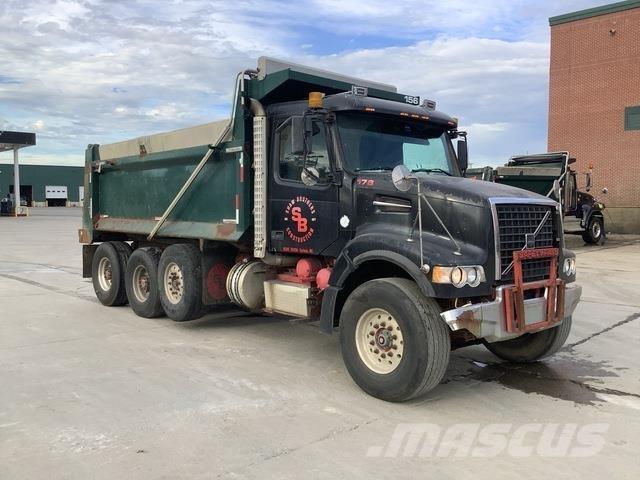 Volvo VHD84F ダンプ