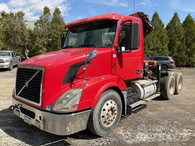 Volvo VNL 建設機械 -　その他