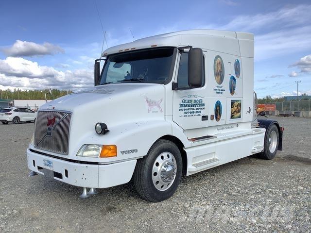 Volvo VNL 中古トラクターヘッド | トレーラーヘッド