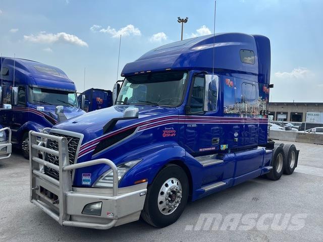 Volvo VNL760 中古トラクターヘッド | トレーラーヘッド