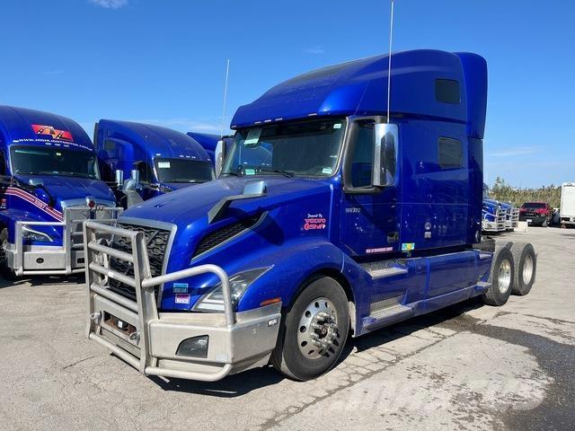 Volvo VNL760 中古トラクターヘッド | トレーラーヘッド