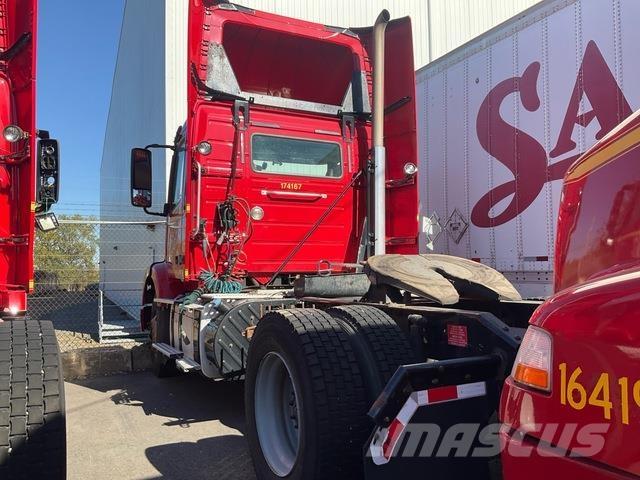 Volvo VNM42T 中古トラクターヘッド | トレーラーヘッド