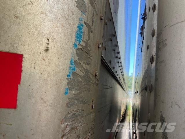 Wabash  ボックスボディートレーラー