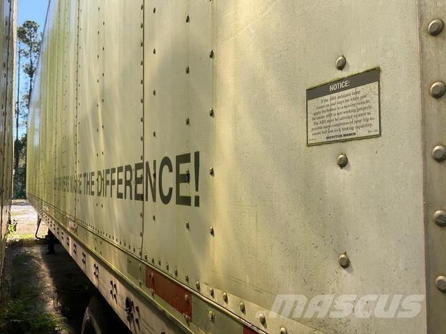 Wabash  ボックスボディートレーラー