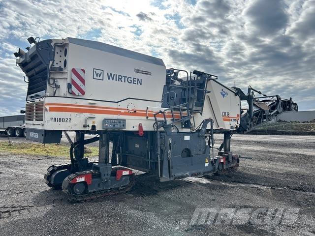 Wirtgen W200i アスファルトコールドミリングマシーン