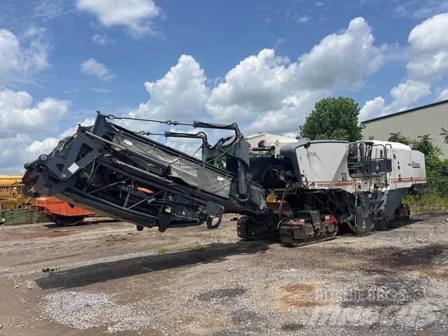 Wirtgen W220 アスファルトコールドミリングマシーン