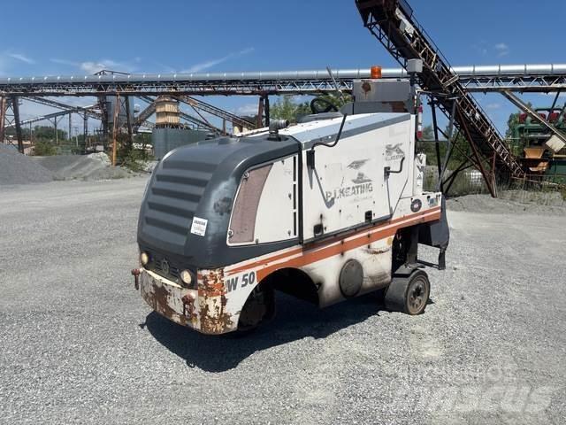 Wirtgen W50 アスファルトコールドミリングマシーン