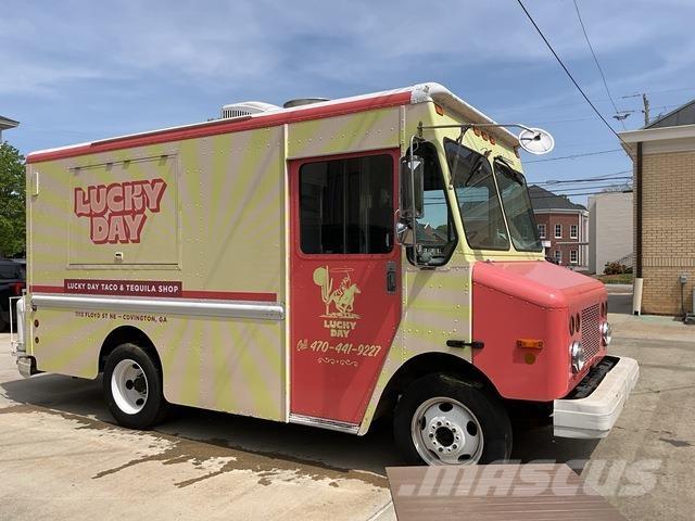 Workhorse P42 飲料運送車両