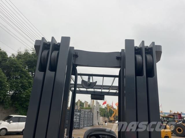 XCMG BP600 バッテリーフォークリフト