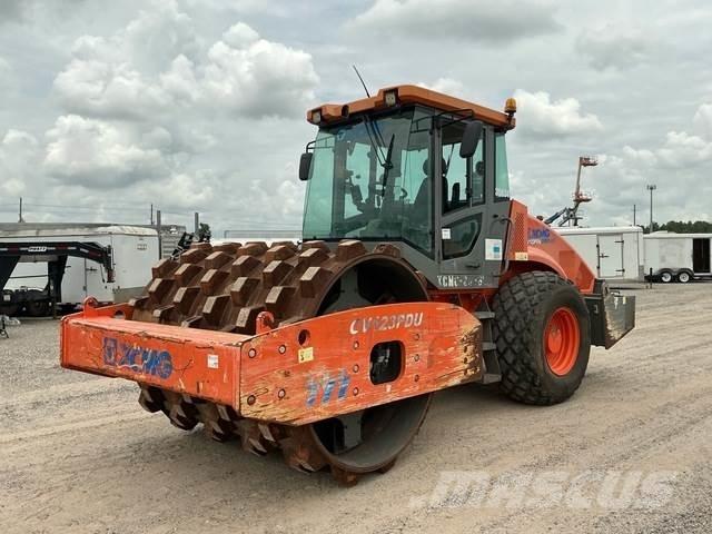 XCMG CV123PDU 振動ローラ