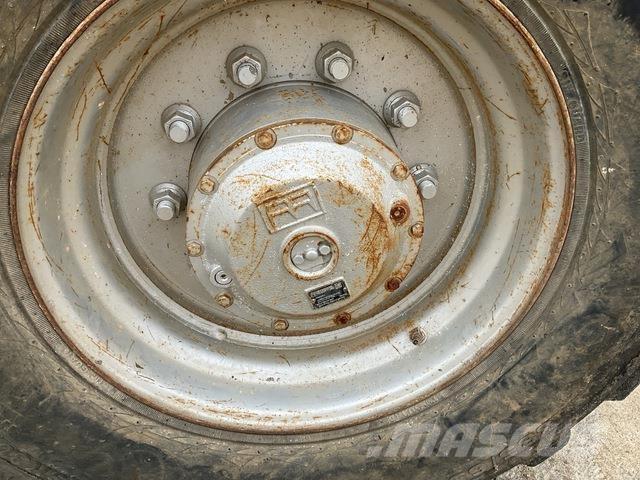 XCMG GTBZ32S ブームリフト　直伸型